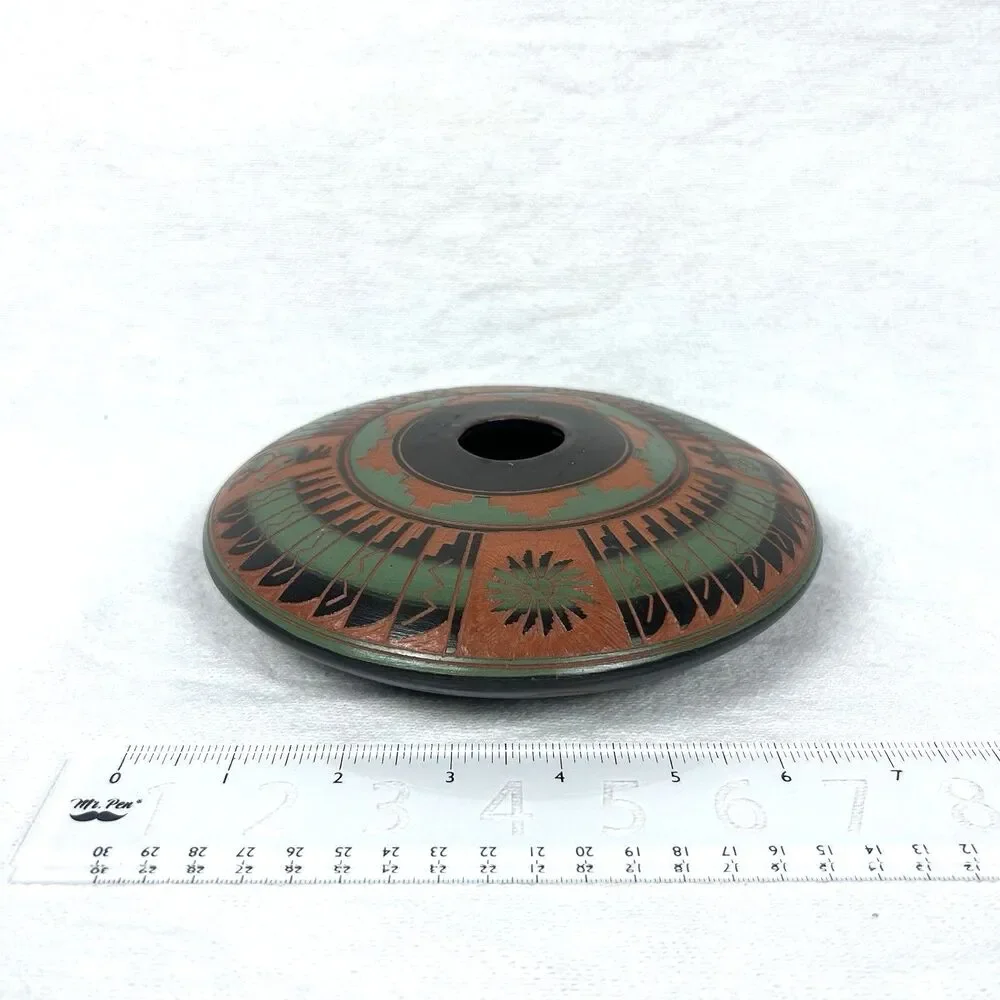 Vintage Dine Navajo Handpainted Etched Geometric Pattern Seed Pot 6